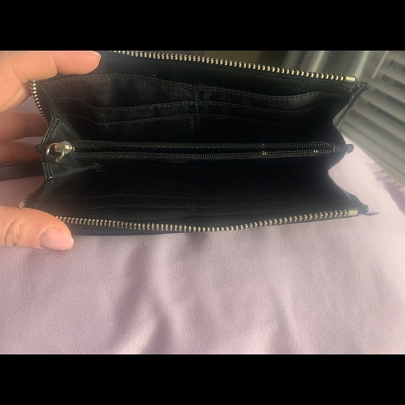 Large Coach Wallet - Picture 3 of 4